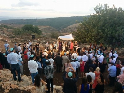 Les mariages en Israël bénéficient d’un beau temps garanti et de paysages magnifiques – la photo montre la célébration du mariage de Johnny Stark (photo : privée)