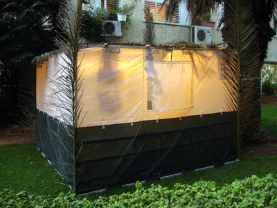 Cabane toute simple à Herzliya (photo : RonAlmog pour Wikipedia)