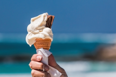 En Israël, la saison des glaces dure pratiquement toute l’année, mais ce n’est certainement pas la raison pour laquelle près de la moitié des Israéliens souffrent de surcharge pondérale (photo :  Pixabay). 