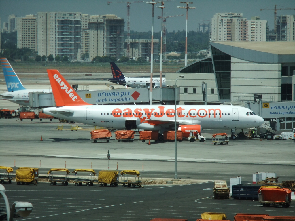 L’aéroport Ben Gourion doit devenir plus attractif pour les compagnies low cost                                           (photo : Michaelg2588/Wikimedia).