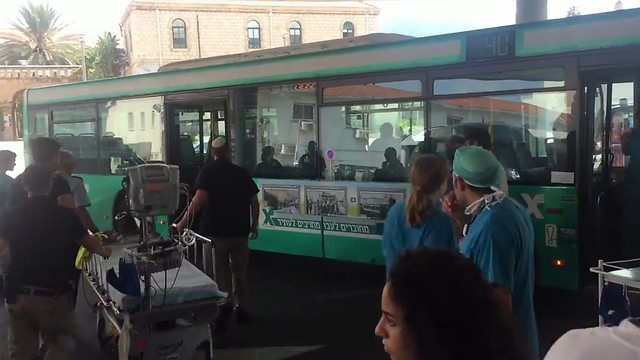 Il n’est pas courant de voir un bus s’arrêter devant les urgences de l’hôpital Rambam à Haïfa (photo : hôpital Rambam)