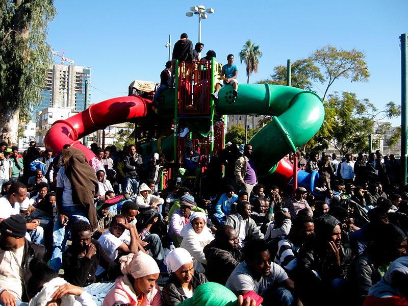 Manifestation demandeurs d’asile en provenance d’Erythrée dans le sud de Tel-Aviv (photo : Rudychaimg/Wikimedia).