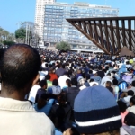 Manifestation d'Erythréens et de Soudanais à Tel-Aviv                                         (photo: אופק כחול. - BlueHorizon at Hebrew Wikipedia ).