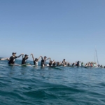  Protestation de surfeurs sur les côtes d‘Herzliya contre le projet de Nobel Energy afin de préserver la beauté de la Méditerranée (photo : 42 SURF PHOTOGRAPHY)