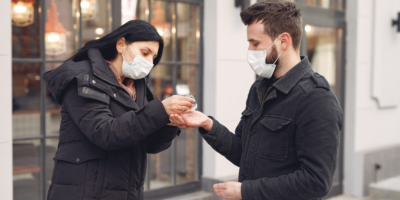 L’amour au temps de coronavirus (photo: Pexels).