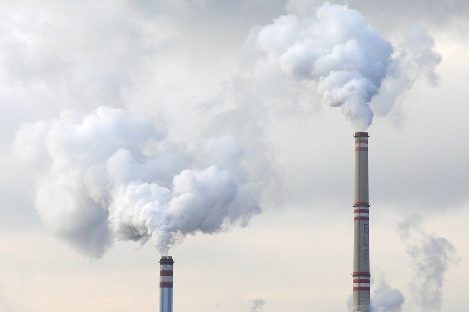 es énergies fossiles sont nocives pour le climat et pour la santé (photo : Pixabay)